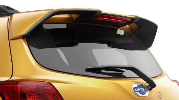 Datsun Cross spoiler and rear window with wiper